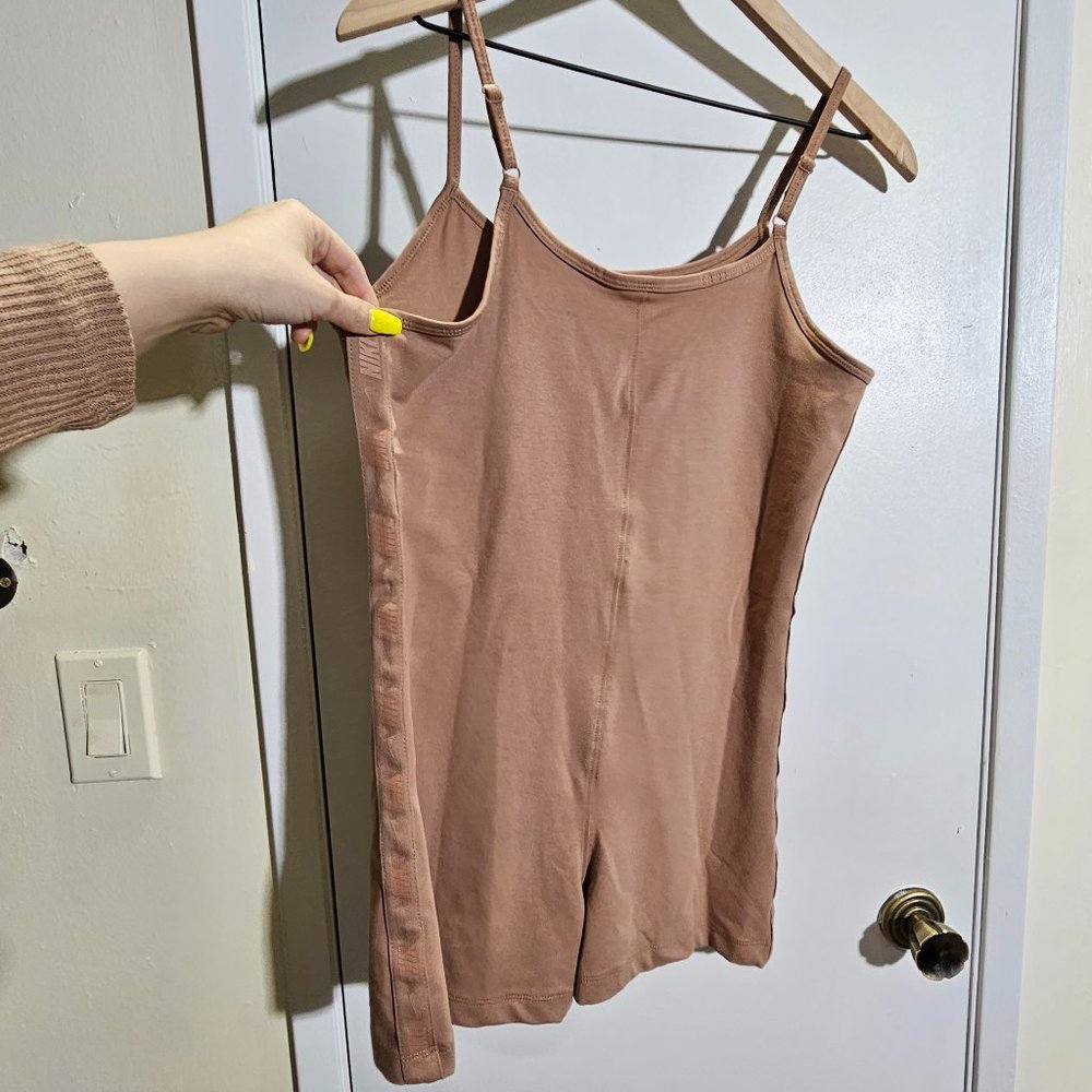 🏷️NWT Nike Sportswear Bodysuit In Desert Dust - Size Medium - Picture 9 of 15